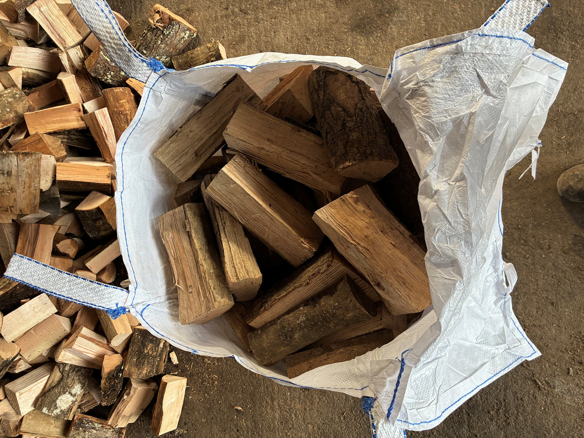 200L Barrow Bags of Firewood – 9 Inch Logs – Surrey & Surrounding Areas Delivery